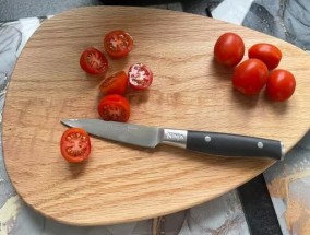 我试过忍者的StaySharp Knife Block，它们切得很好，我觉得自己像个专业厨师